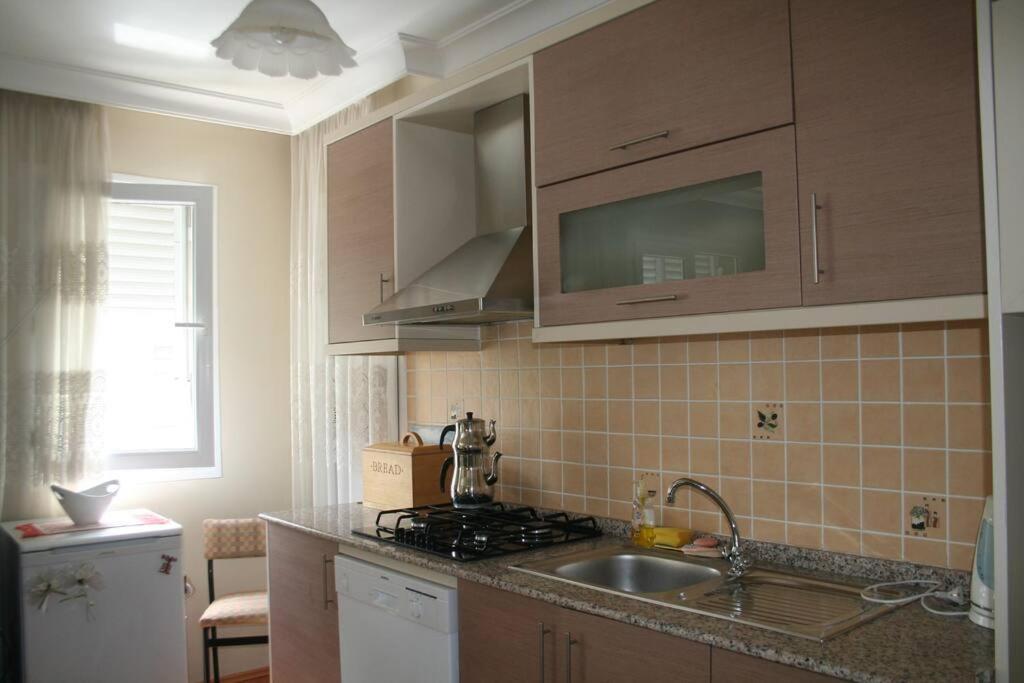 Konakli Apartments อิซมีร์ ภายนอก รูปภาพ