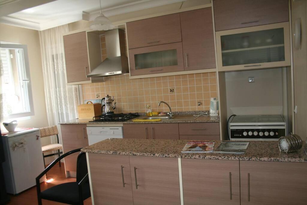 Konakli Apartments อิซมีร์ ภายนอก รูปภาพ